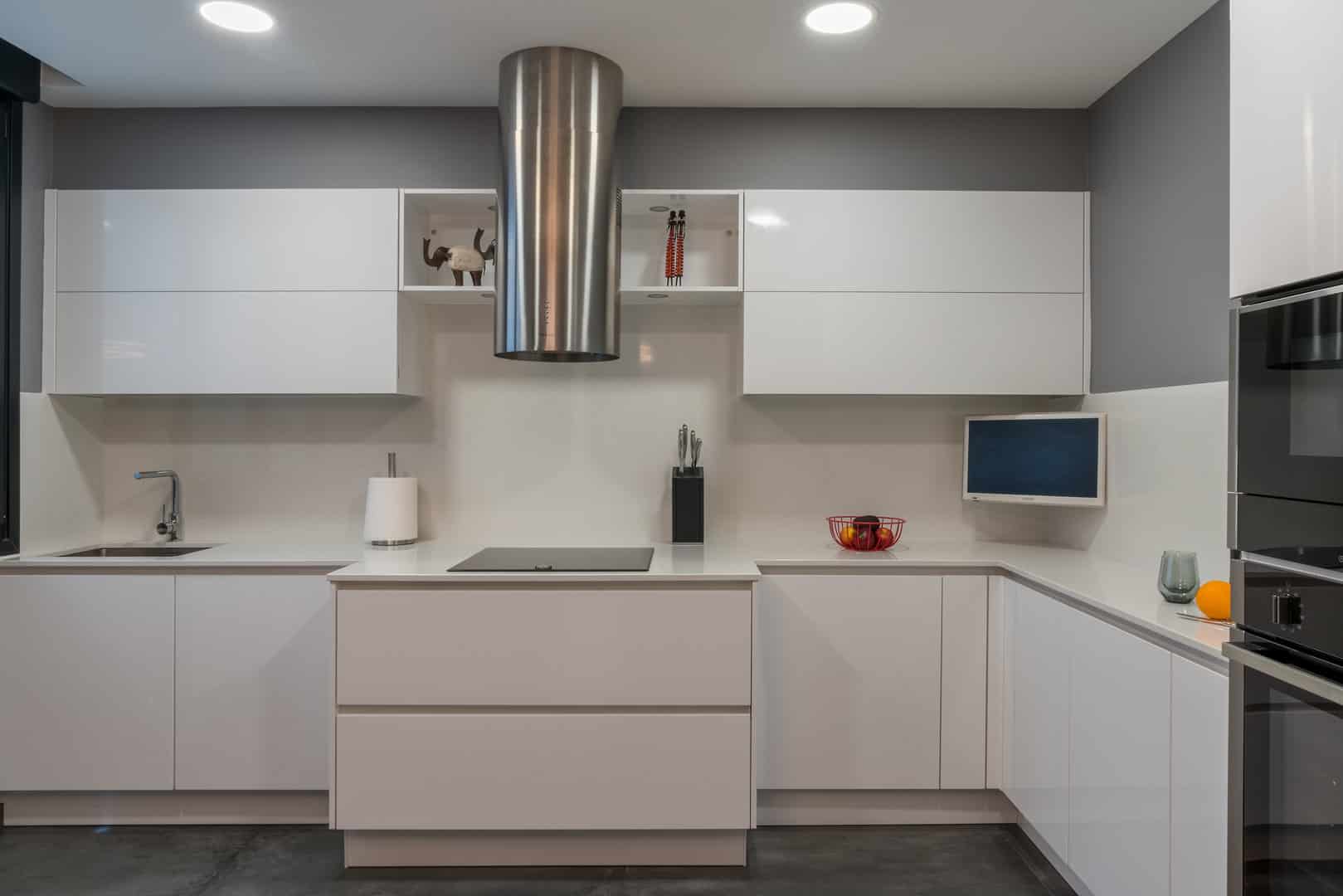 Cocina con Cajoneros de 120cm a Medida · vista 5