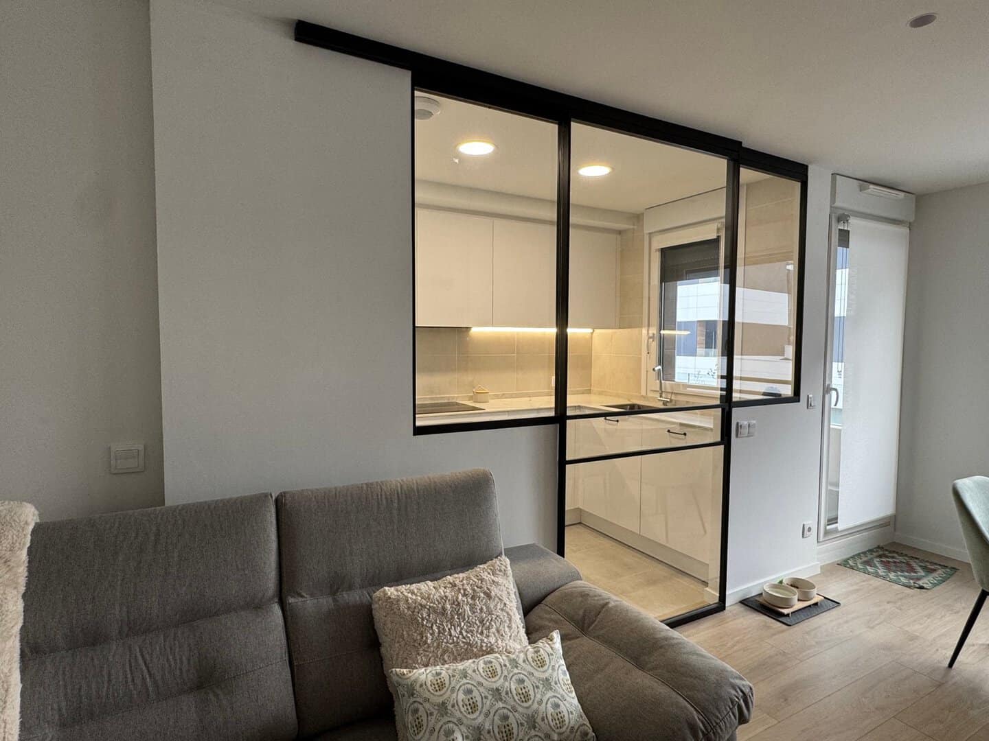 Cocina con cerramiento de cristal · vista 2