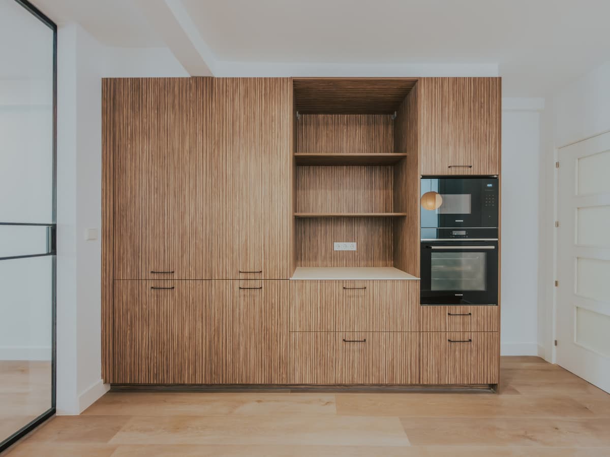 Cocina con isla y cerramiento de cristal · vista 7