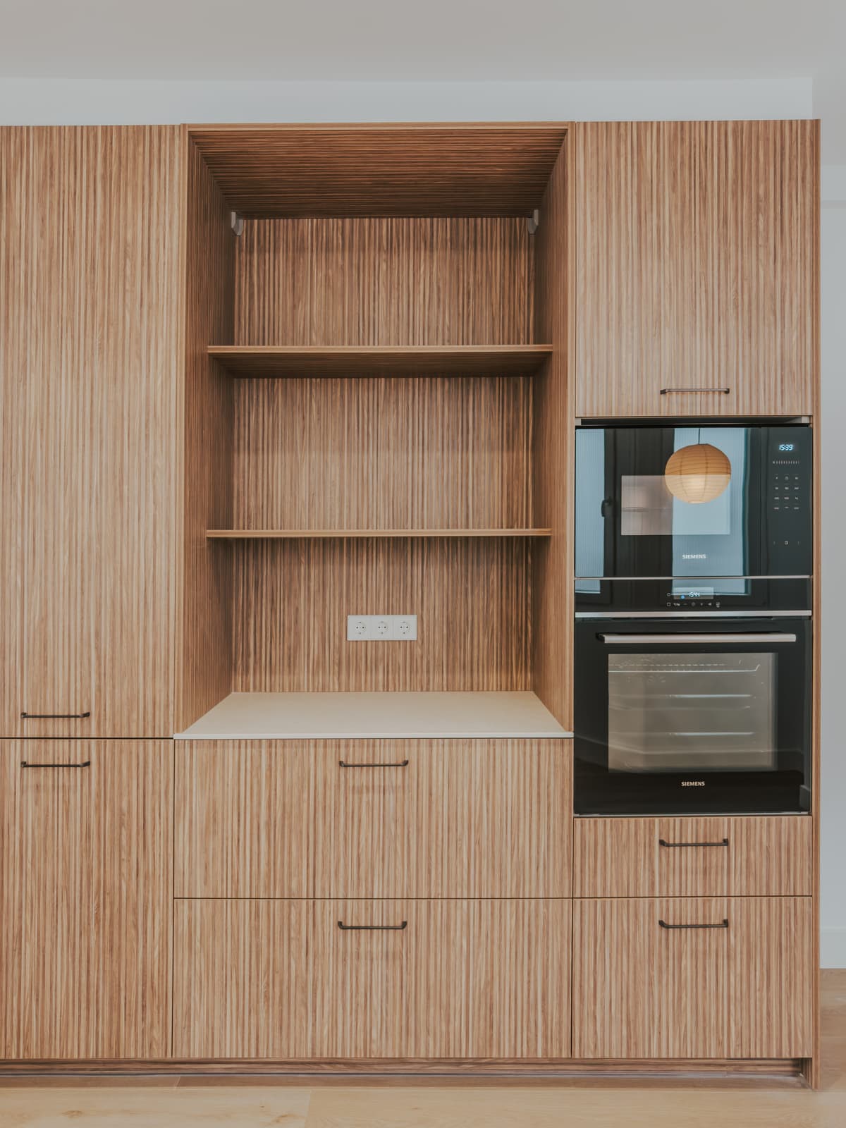 Cocina con isla y cerramiento de cristal · vista 8