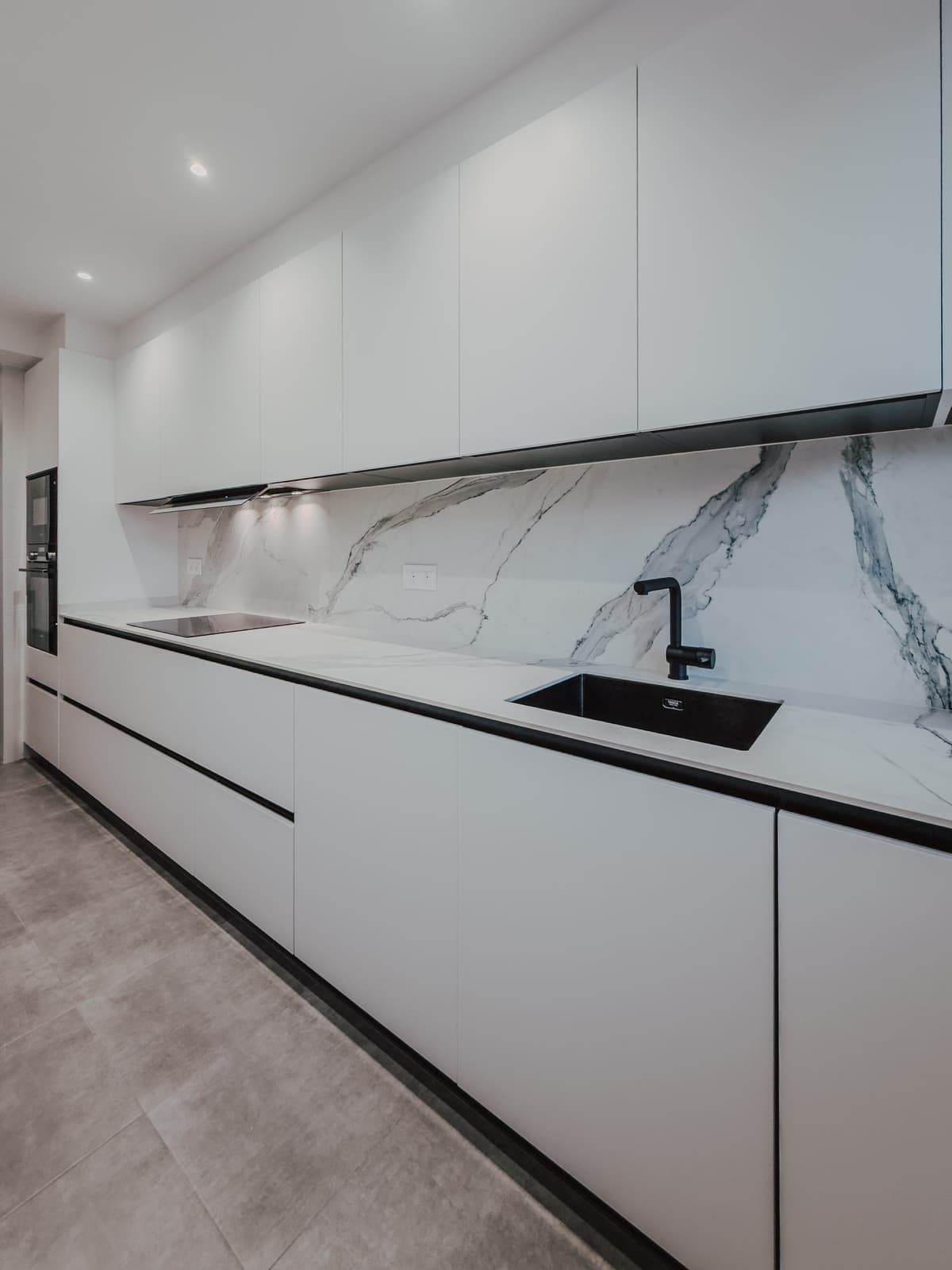 Cocina minimalista en Galleteras · vista 2