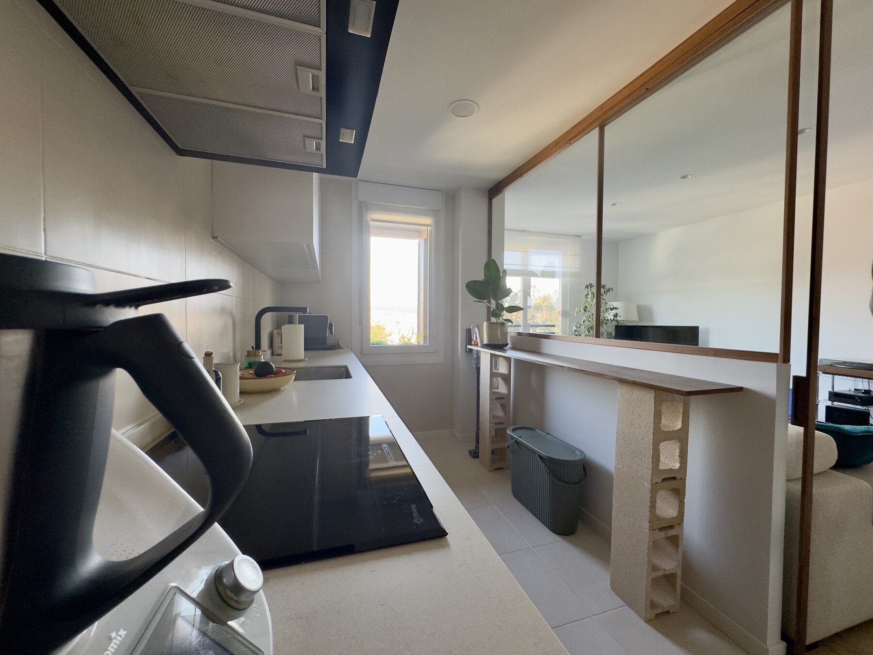 Cocina y cerramiento de cristal · vista 4