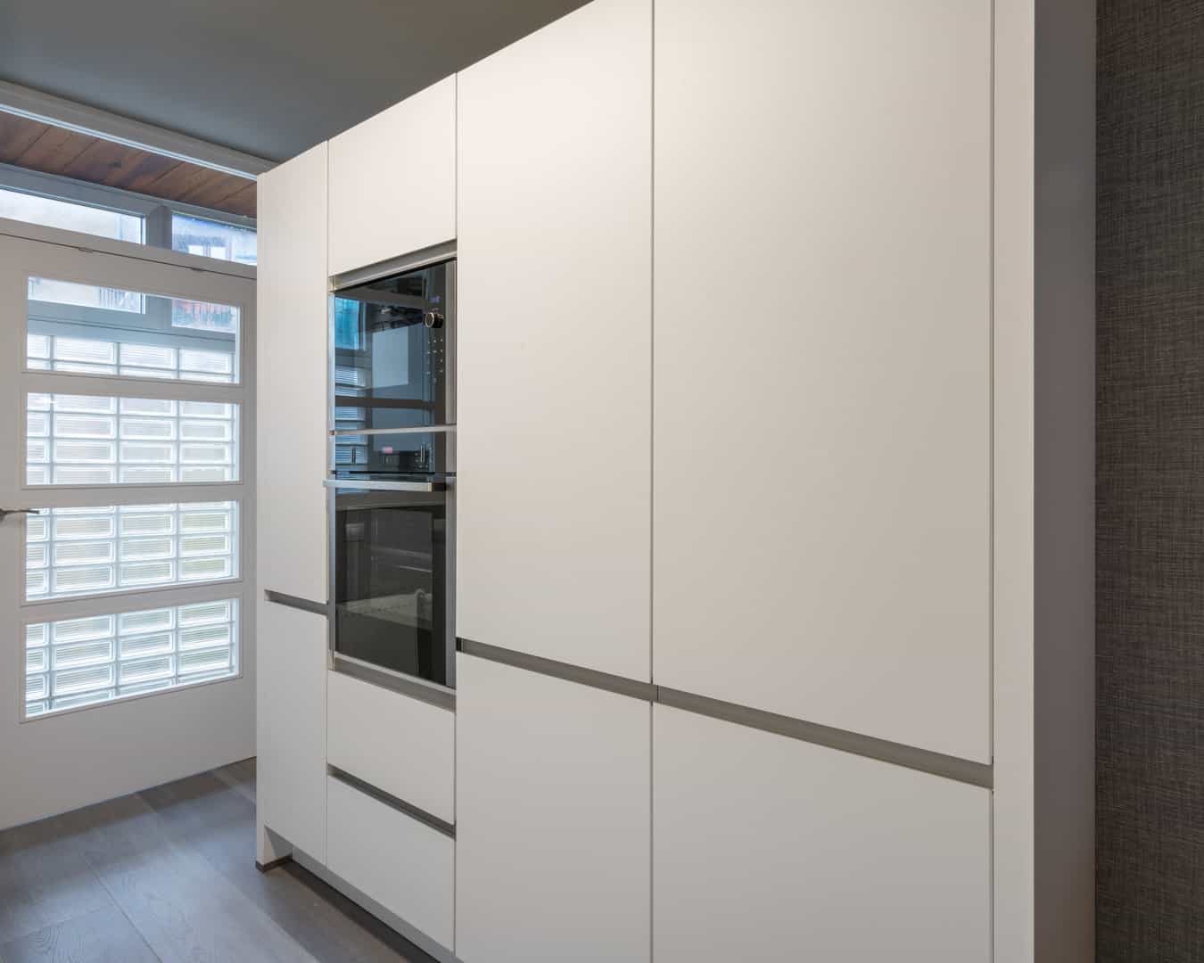 Cocina con entrepaño amarmolado — Cocinas en Bizkaia