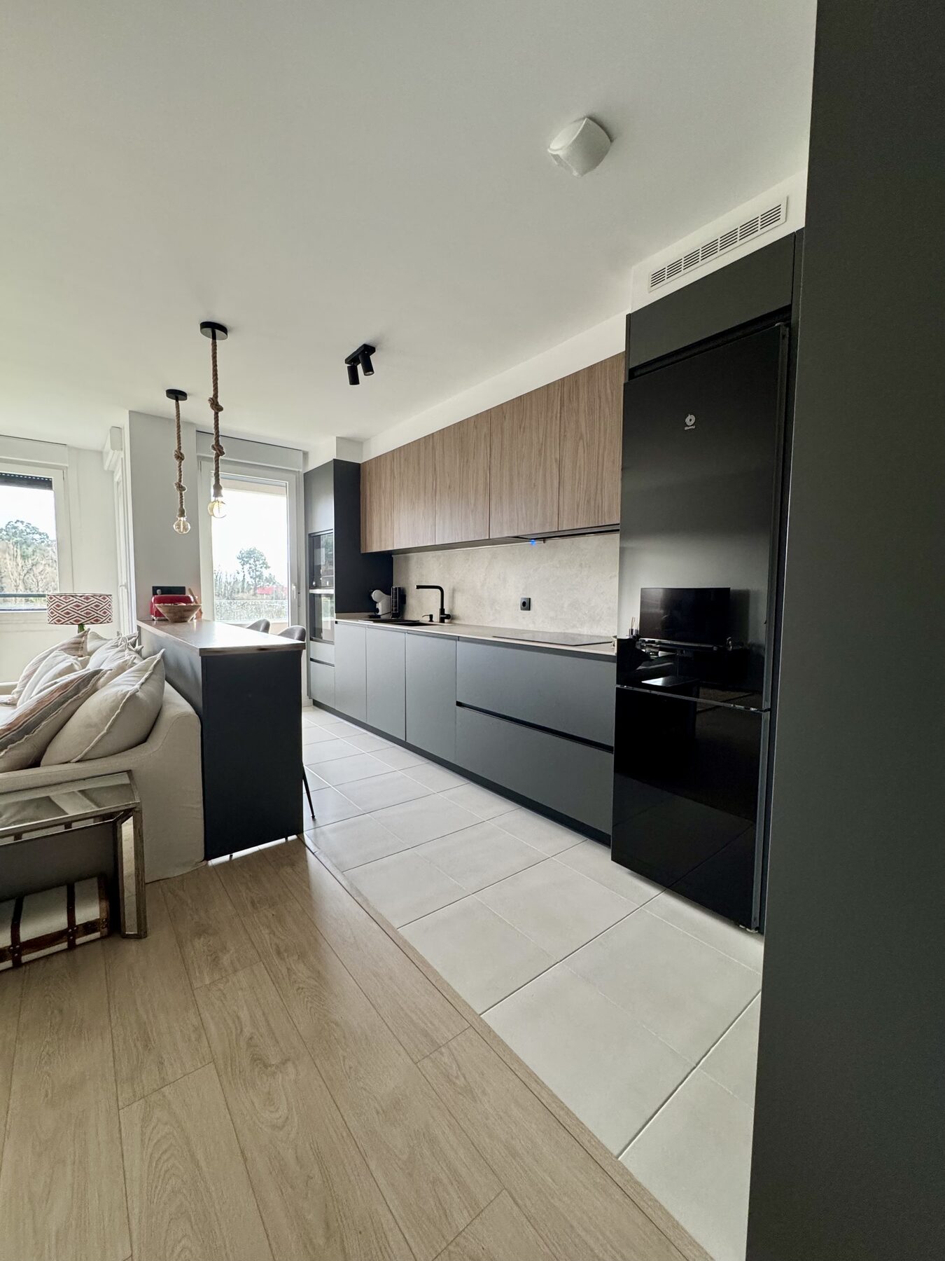 Cocina elegante y funcional a medida — Cocinas en Bizkaia